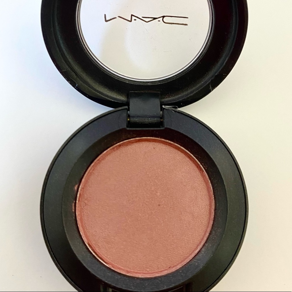 MAC Cosmetics Eyeshadow